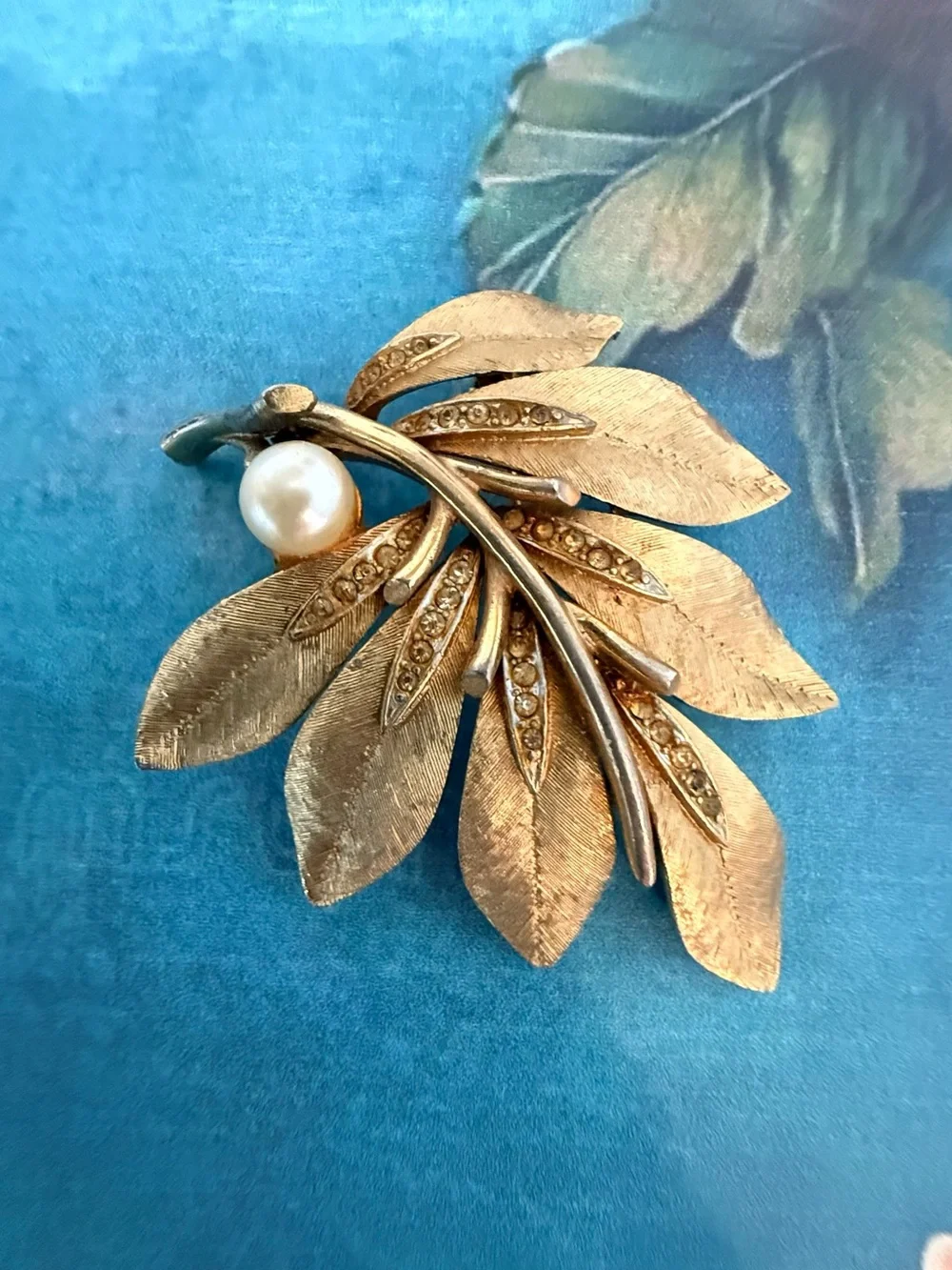 Gold Leaf Pearl and Crystal Brooch - Elegant Women’s Jewelry